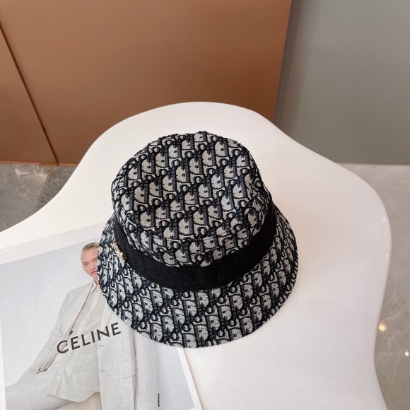 ๐โจAUTHENTICโจ๐Dior hat - Picture 7 of 7